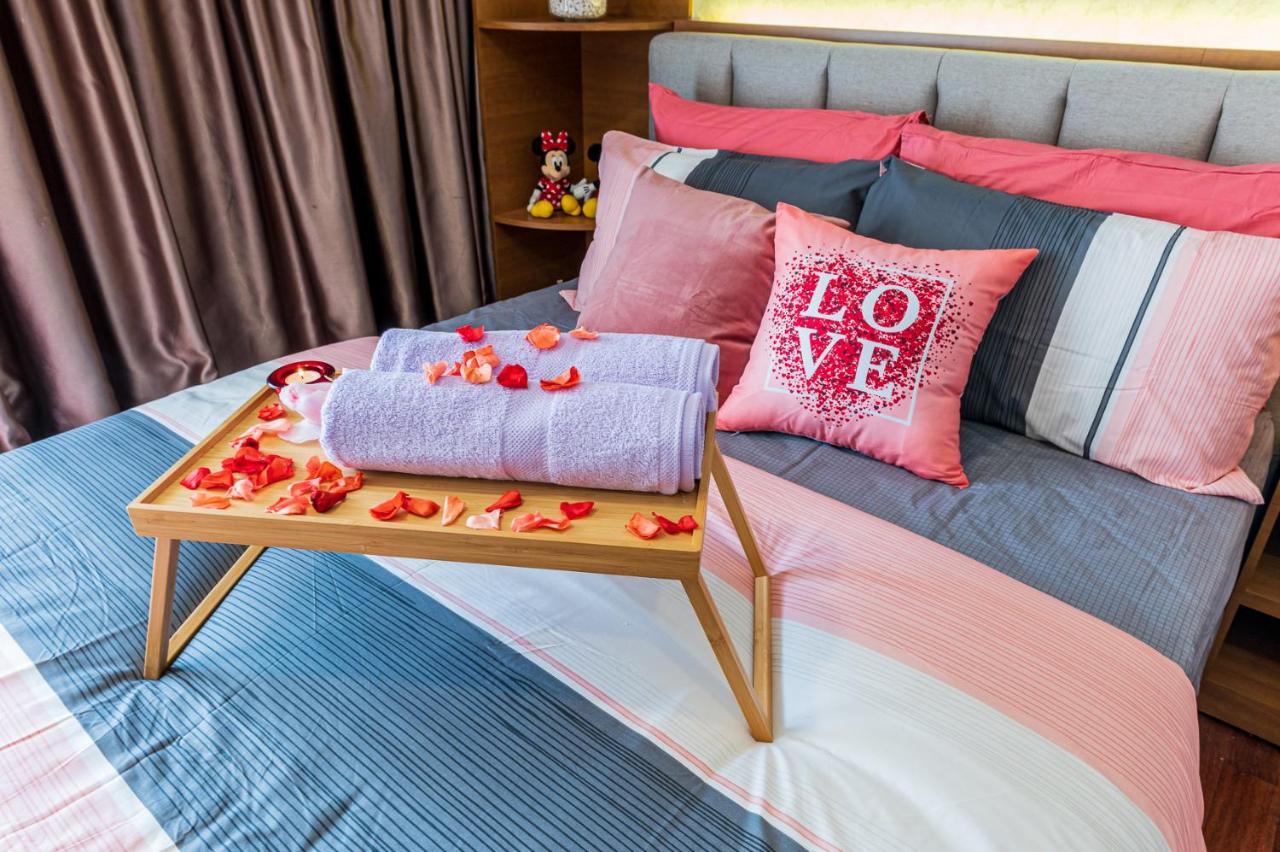 Lagoon View 6Pax Homestay At Sunway Resort Suites Petaling Jaya Buitenkant foto