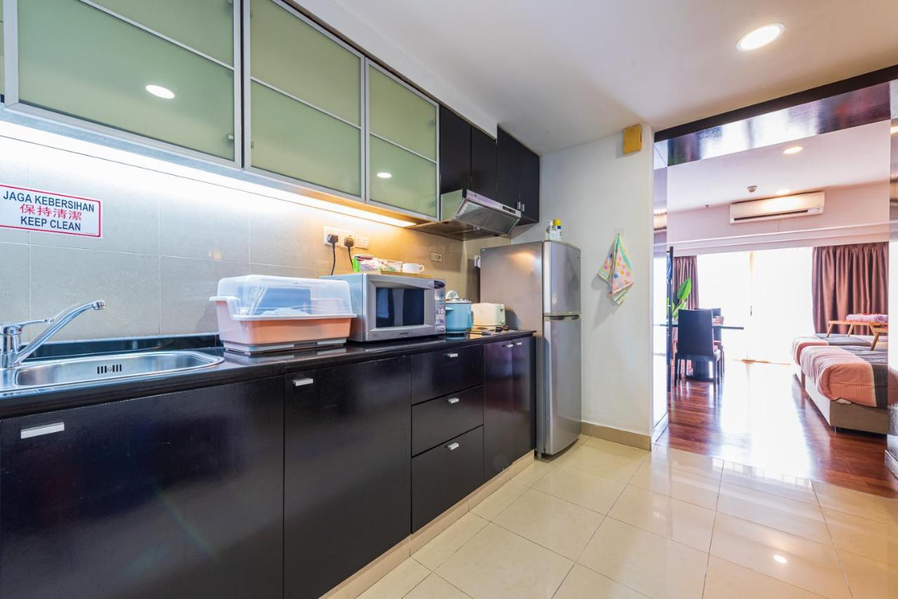 Lagoon View 6Pax Homestay At Sunway Resort Suites Petaling Jaya Buitenkant foto